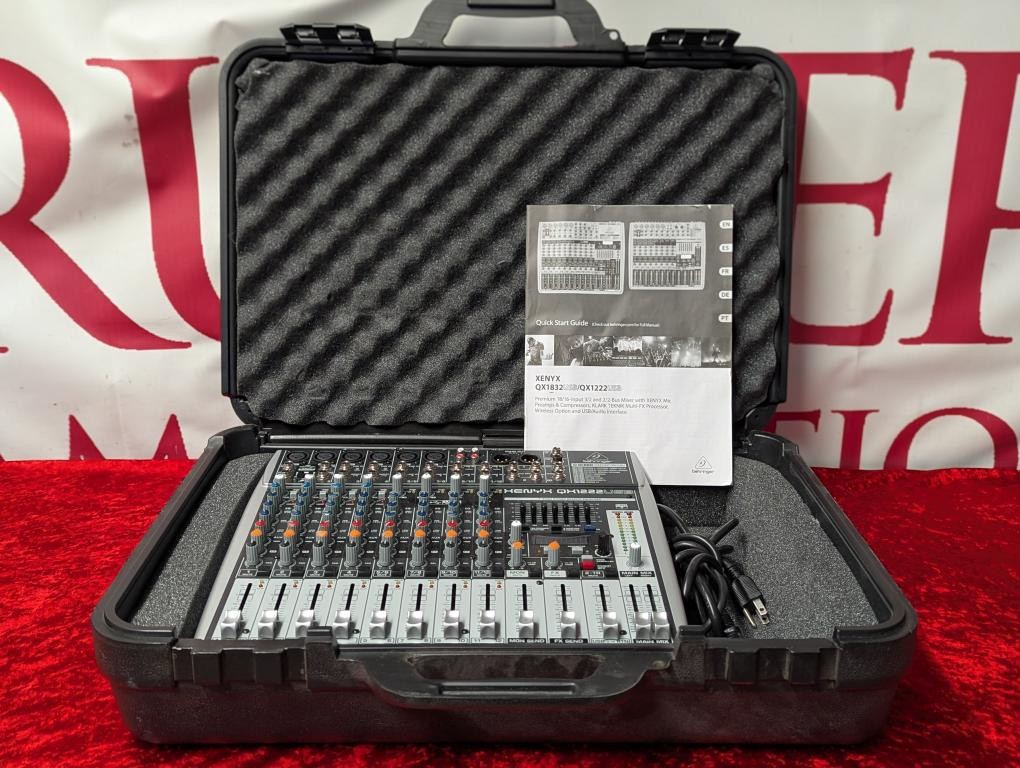 BEHRINGER XENYX QX1222USB 12 CHANNEL MIXER PRE-OWNED VERY GOOD CONDI (THU011002)