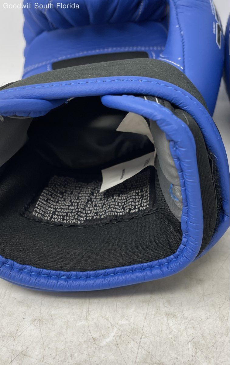 Title Blue Black Adjustable Strap Sporting Equipment Boxing Gloves Pair