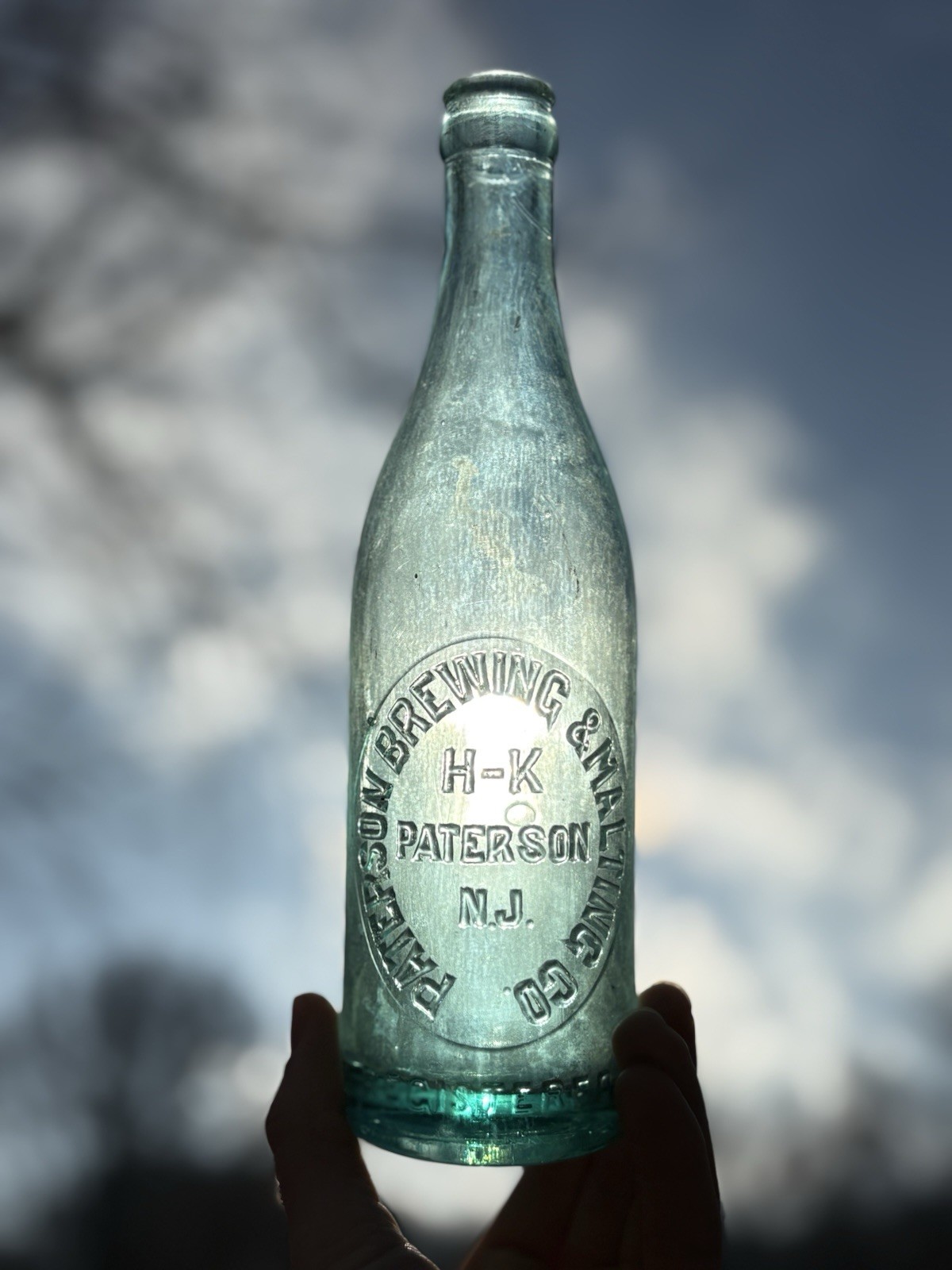 PATTERSON NJ - BREWING MALTING H-K , New Jersey SLUG ANTIQUE BEER BOTTLE CROWN