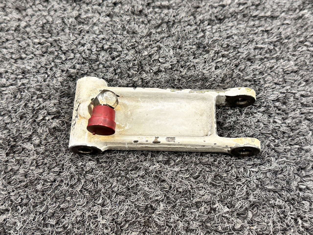 35-825035-2 Beech 58 Nose Gear Steering Idler Cross Link