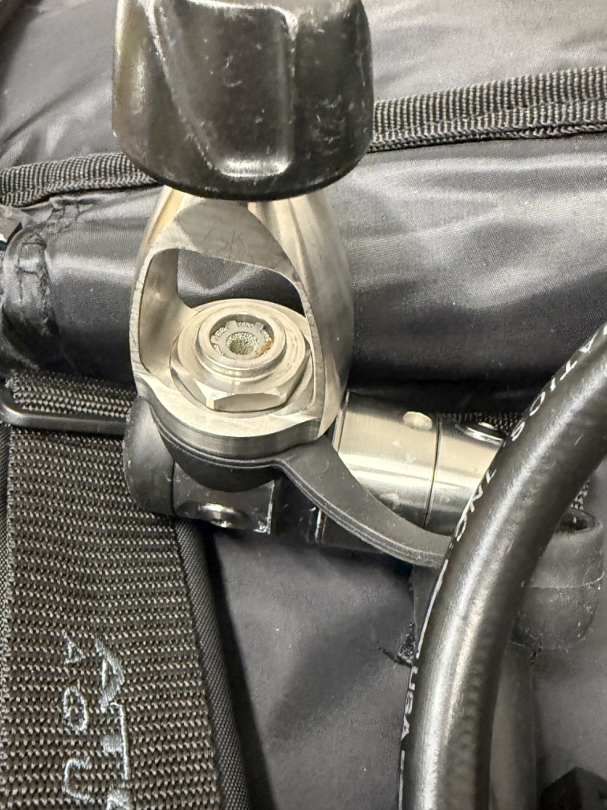 Atomic Scuba T1x titanium regulator W/ Bag. Used on 2 trips