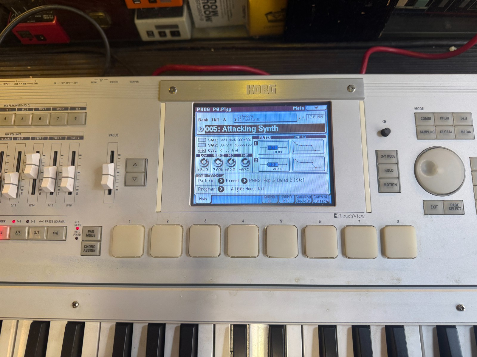Korg M3 61 keys keyboard , New Touch Screen LCD ,Clean ARMENS