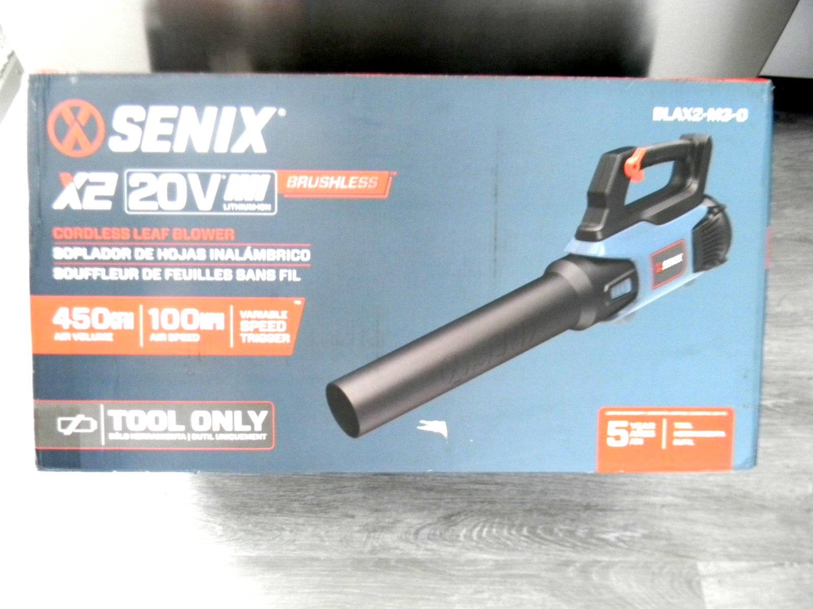 NEW SENIX X2 20Volt Brushless Cordless Leaf Blower 450CFM 100MPH Tool Only