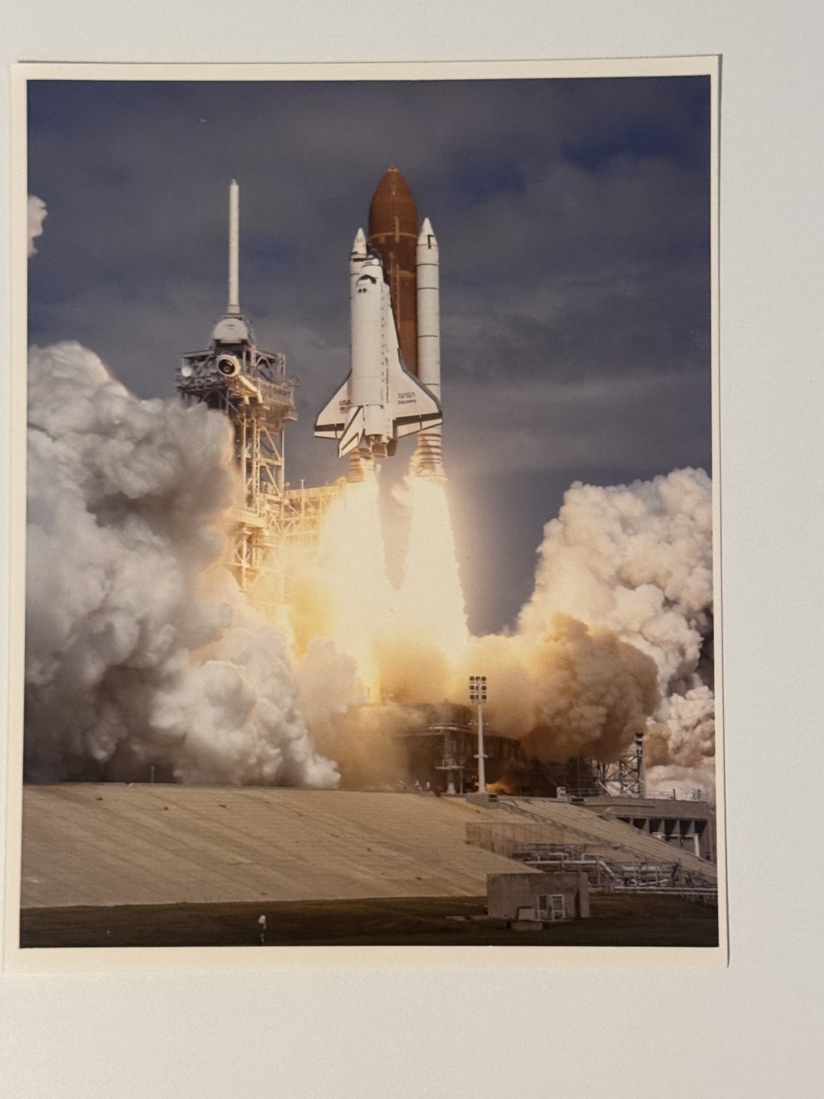 NASA STS-26 Discovery Launch From Kennedy Space Center Press Photo