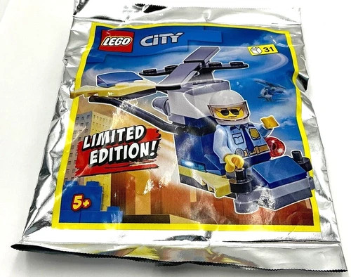 #001 - Lego New City Policeman and Helicopter Town City Foil Pack