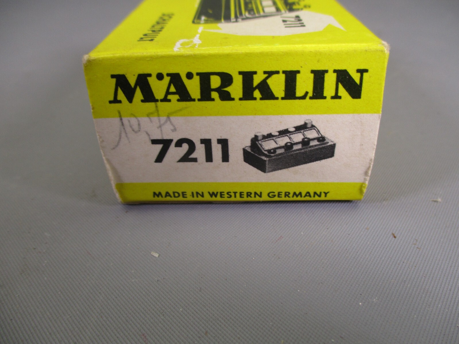 LQ615 MARKLIN 7211 HO TRAIN 1/87 CONTROL PANEL SWITCH PANEL SWITCH PANEL SWITCHBOARD