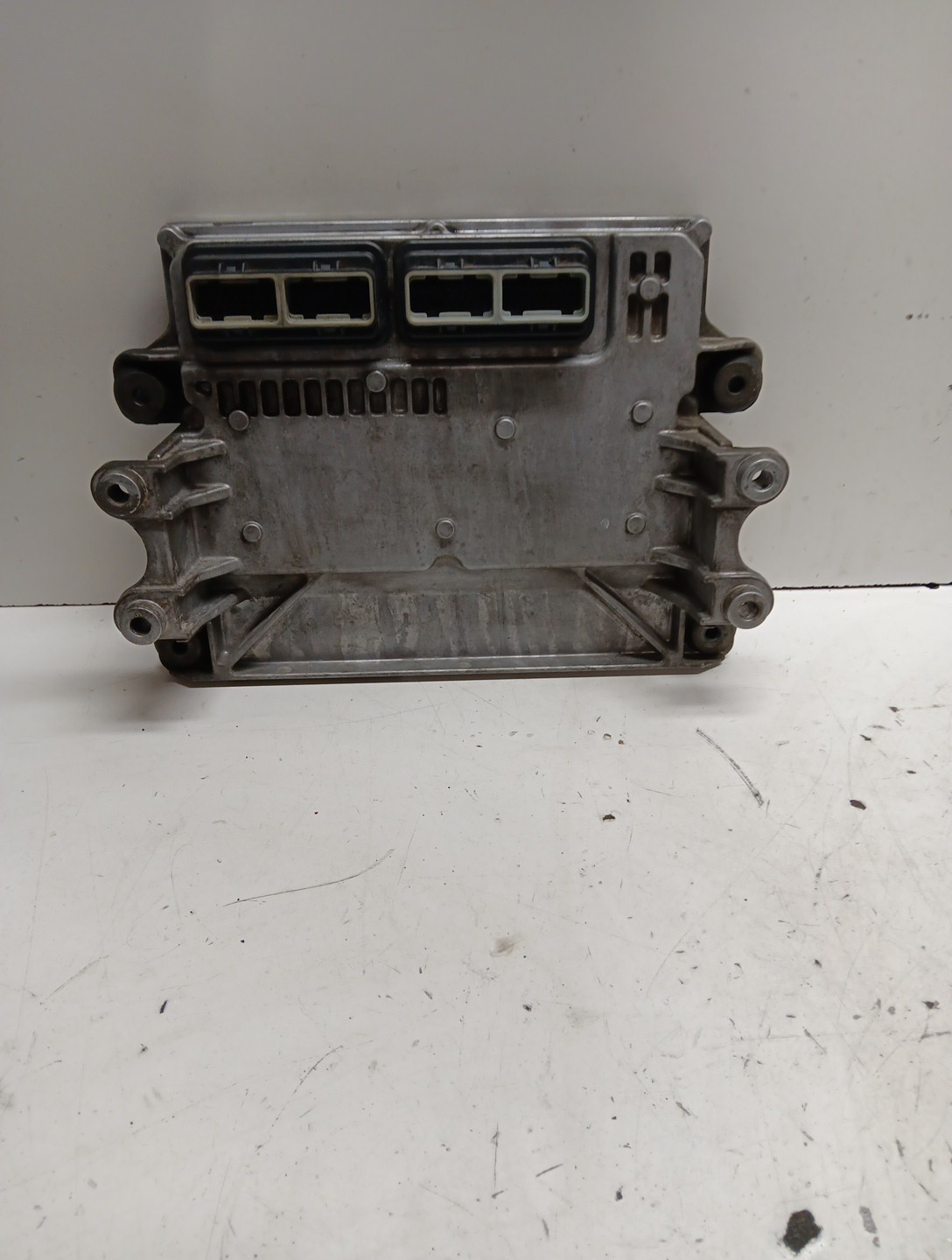 International DT466 Computer 1839368C2 Item #3071