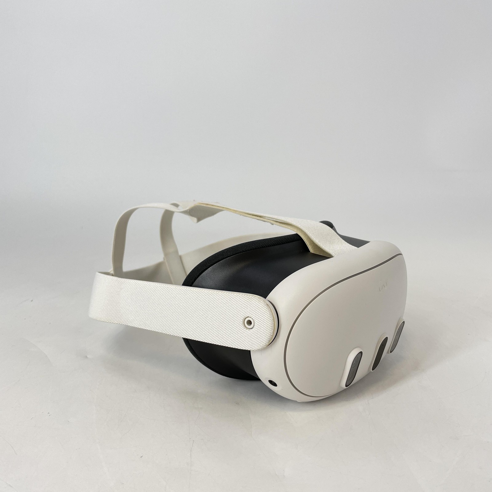 Meta Quest 3 VR Headset 512GB w/ Controllers/Regular Strap - Good