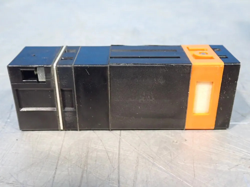 CROUZET PNEUMATIC TIMER 81503720