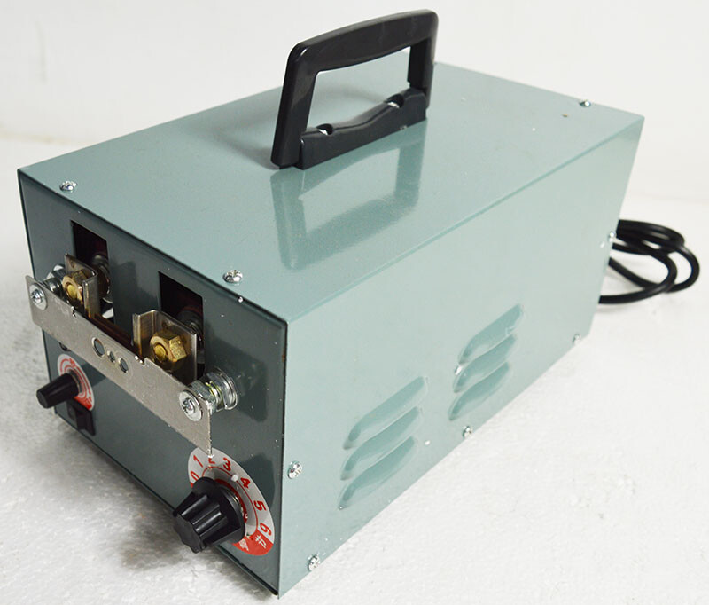 220V Automatic Electric Debeaking Machine Chick Debeaker Beak Cutting Equipment