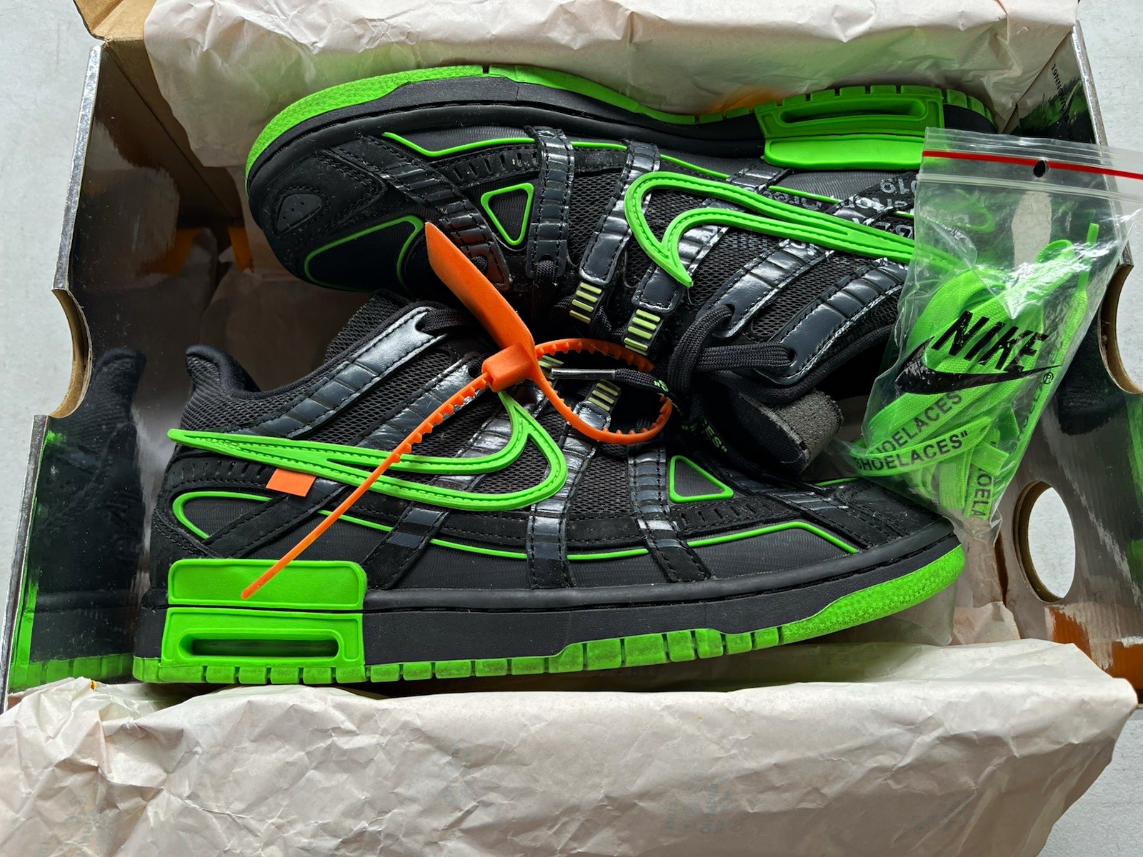 Nike x Off-White Air Rubber Dunk Low Green Strike Black/Green CU6015-001
