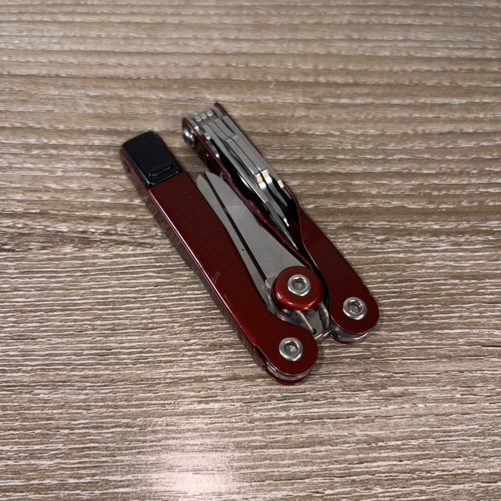 Schrade Tough Chip ST2 Compact Multi-Tool With Nylon Sheath USA