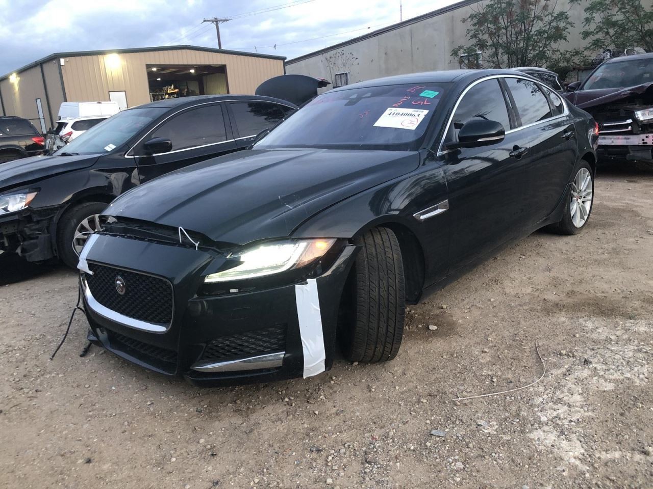 Sun Visor Left Driver Fits 16-19 XF 935945