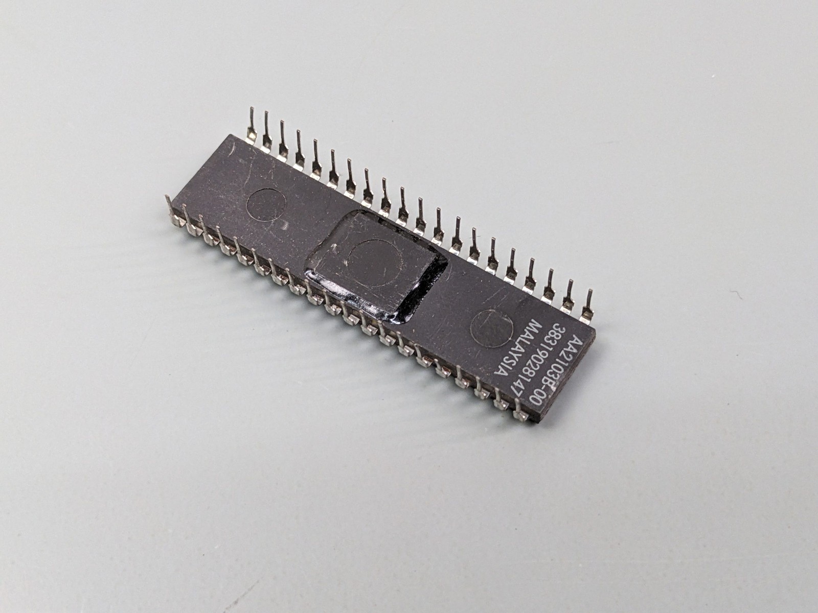 Western Digital WD8250B-00 UART IC, Programmable Communication