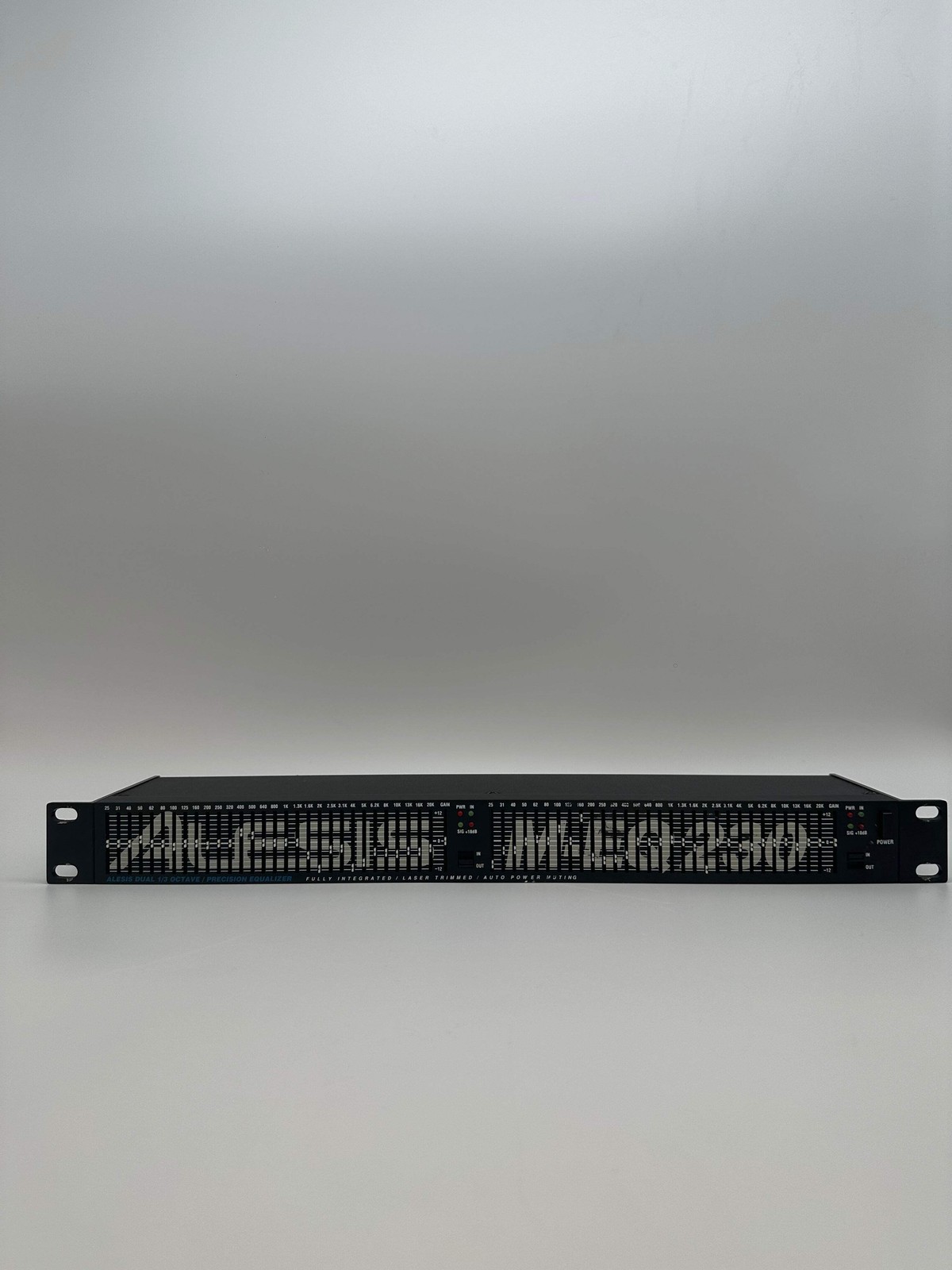 Alesis Dual 1/3 Octave EQ Used Black DJ Equipment