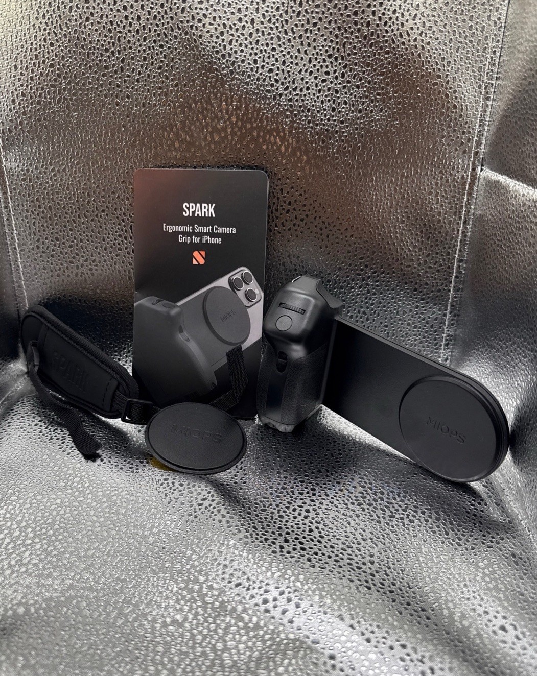 Miops spark camera Grip For iPhone With Case New, No Box