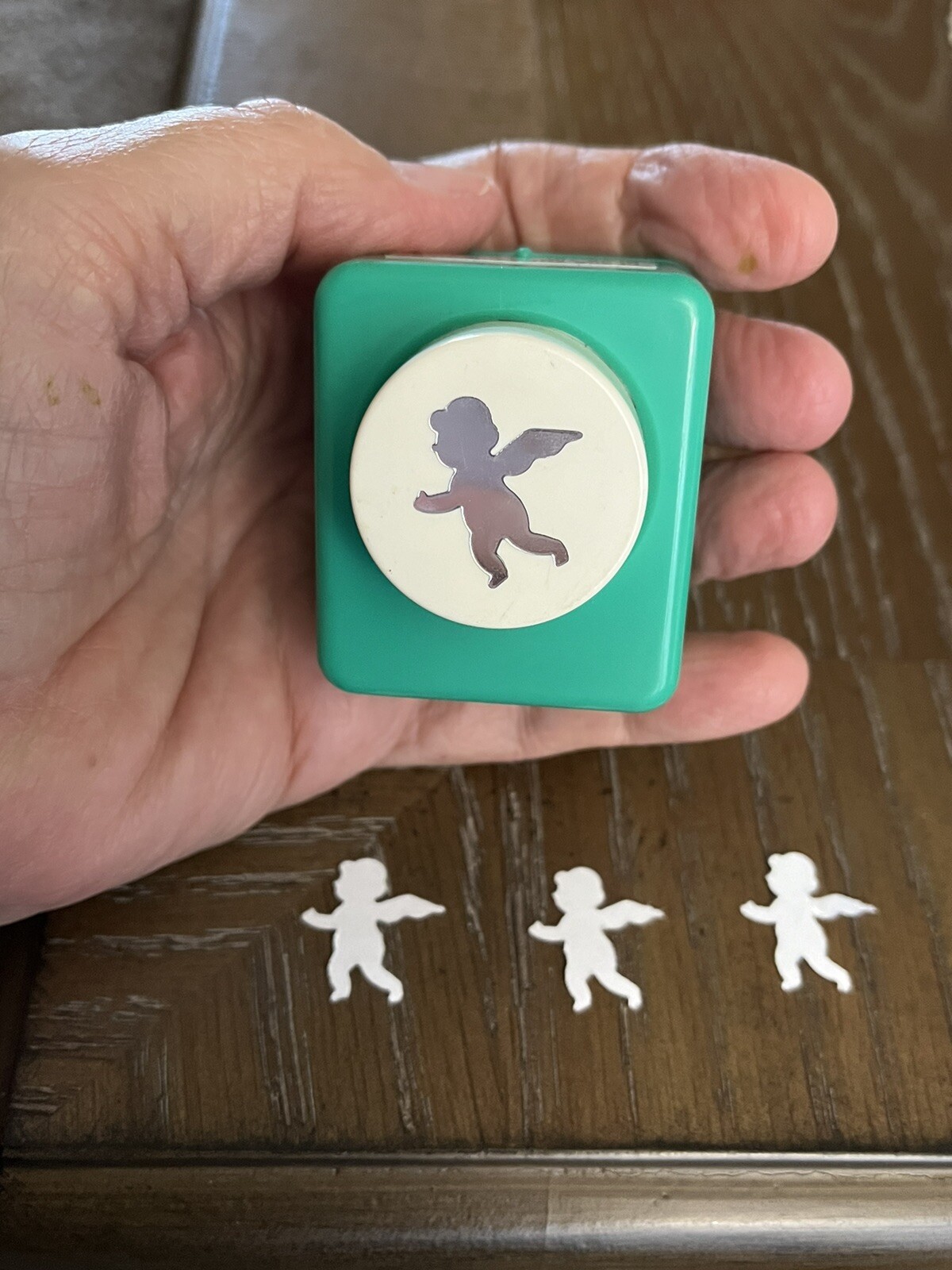 Paper Punch Mini Flying Cherub Angel
