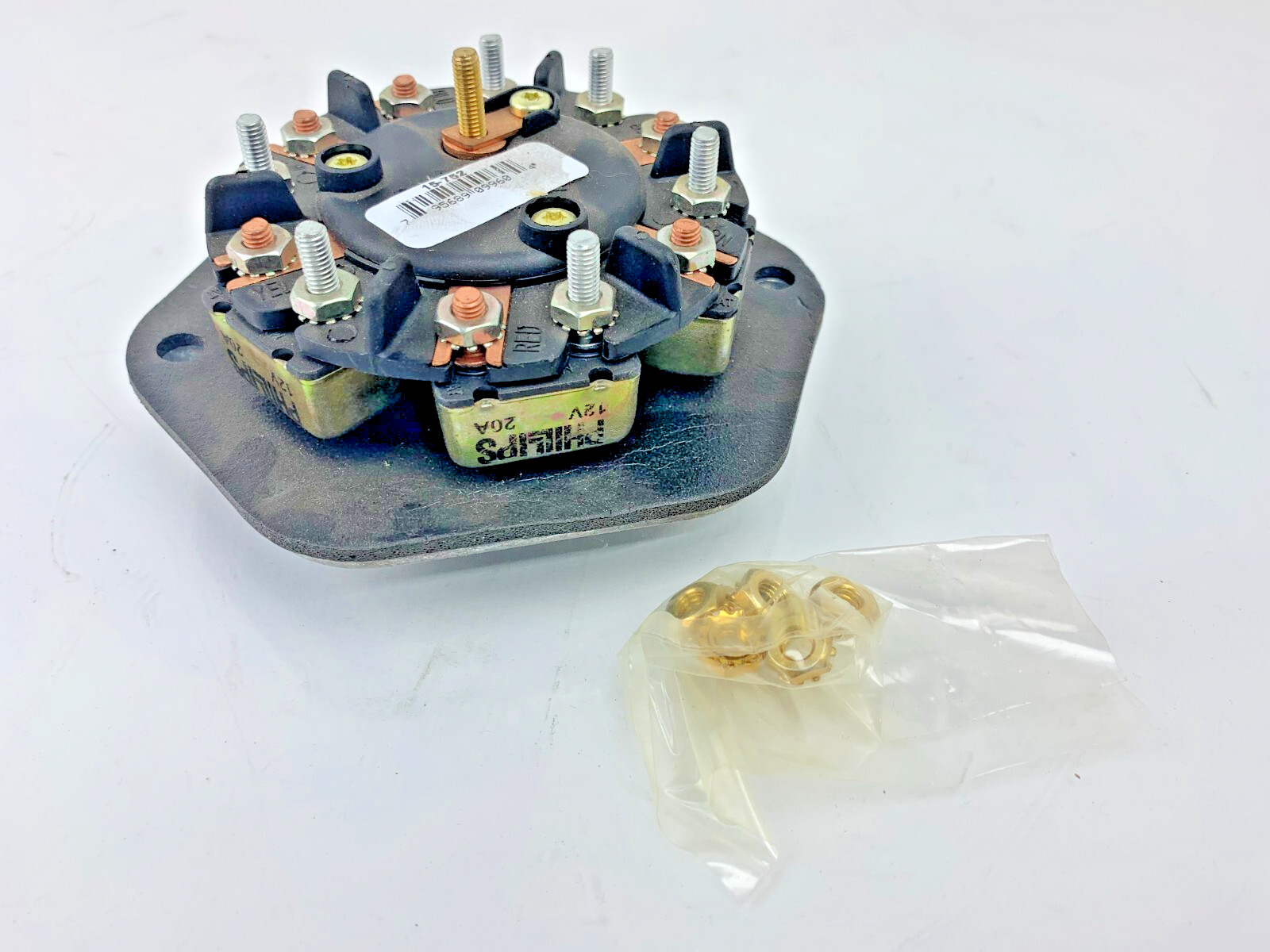 Phillips PHL15752 Zinc Low Profile 7-way Socketbreaker Split Pin 20 Amp Breakers