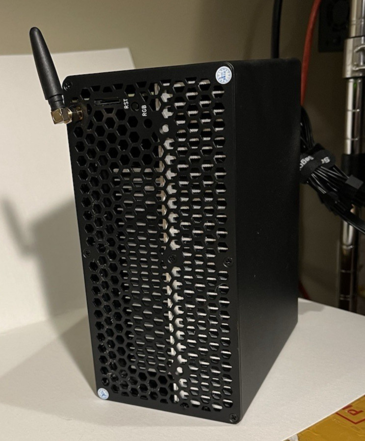 Goldshell Mini DOGE III WiFi 700M/550M ASIC Miner LTC DOGE Scrypt w/ PSU & Box