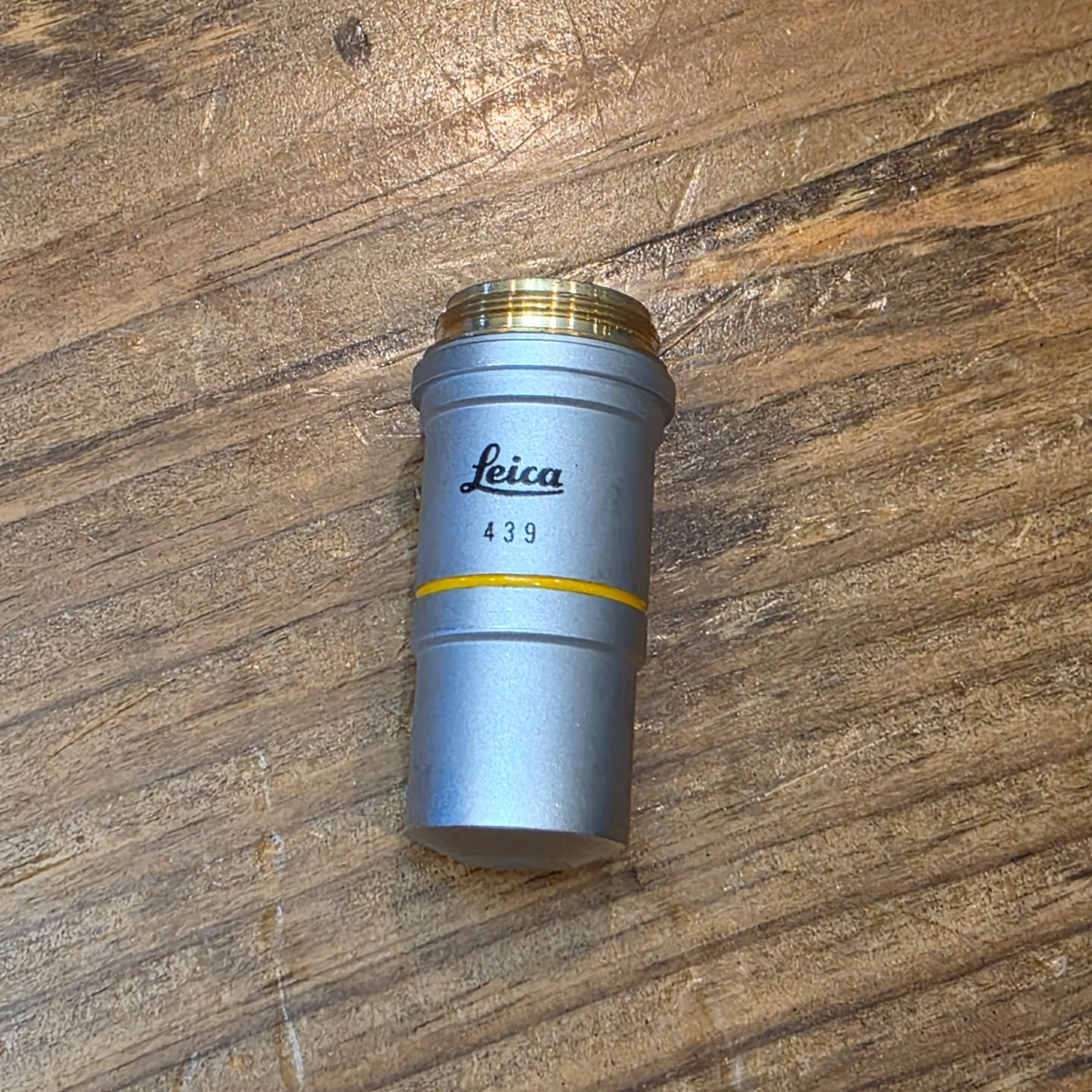 Leica 2000 ACHRO 439 Microscope Objective 10/0.25 ∞/0.17