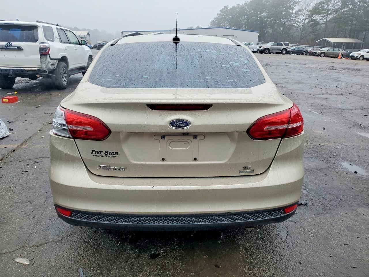 FOCUS 2018 Glove Box 5027623