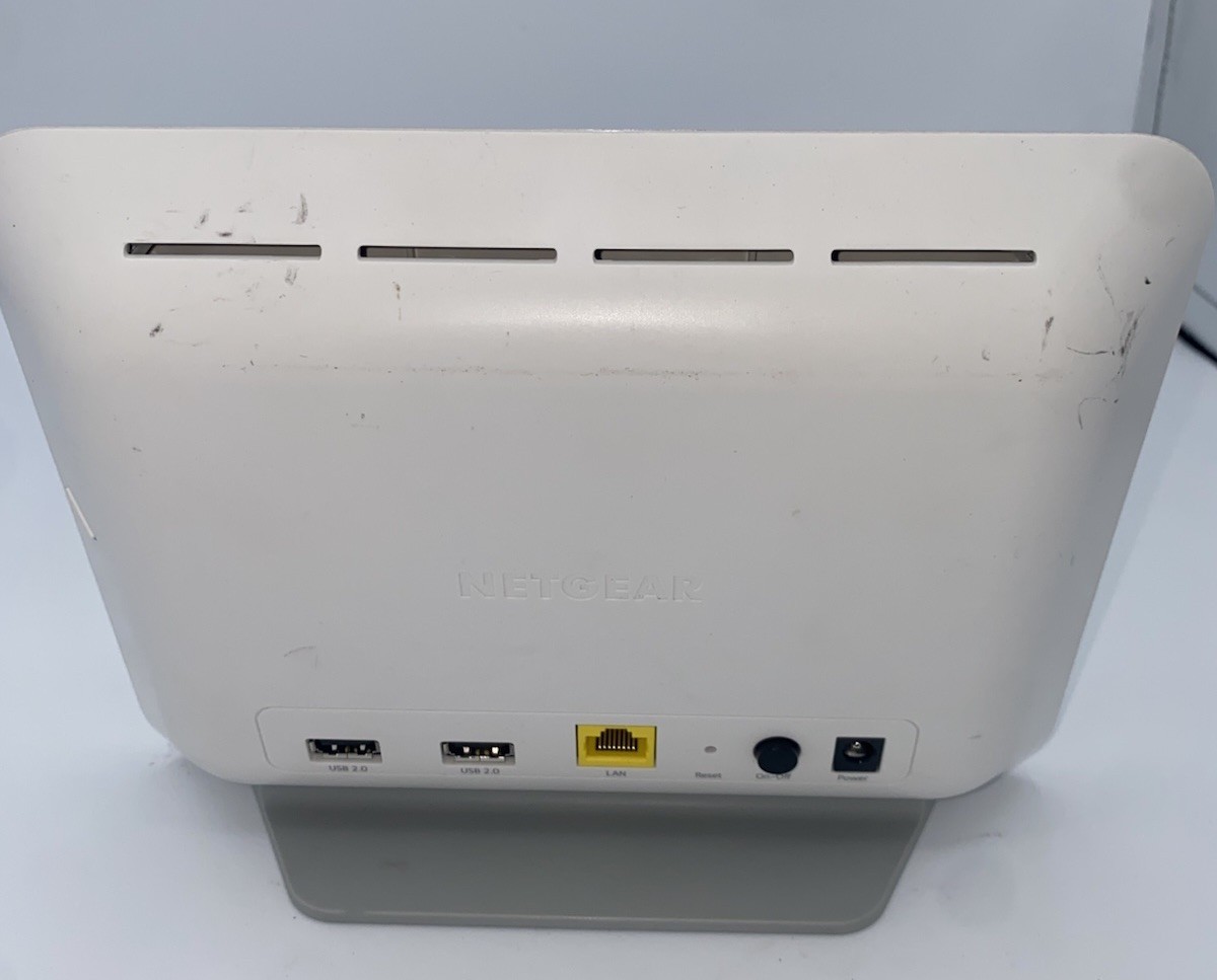 Netgear VMB3000 Base Station - No Power Cord - Untested