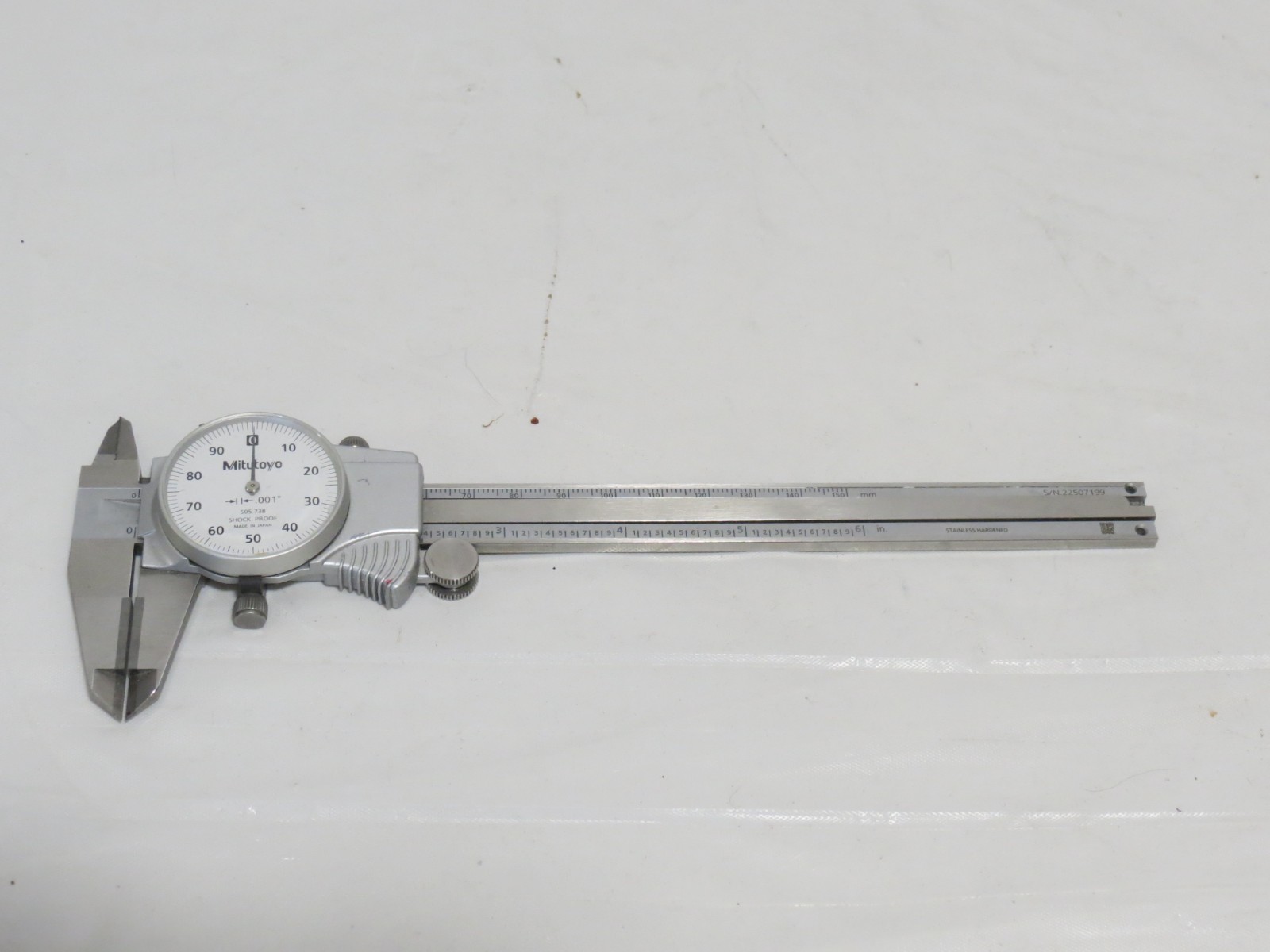 Mitutoyo 505-738 0-6" Dial Caliper Japan - New