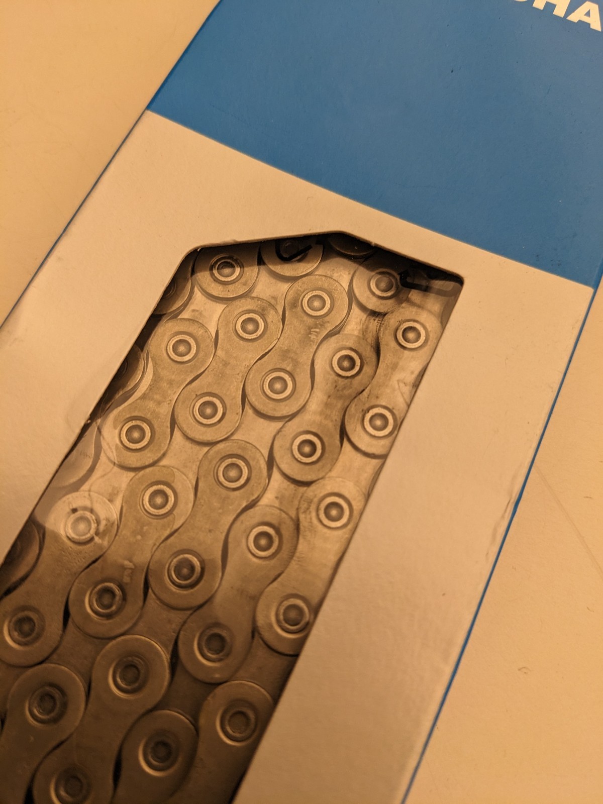 Shimano STEPS CN-E6090-10 Ebike Chain - 10-Speed, 138 Links, Silver