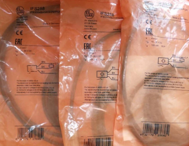 IFM IFS258 10...30V DC 100mA Proximity Switch New