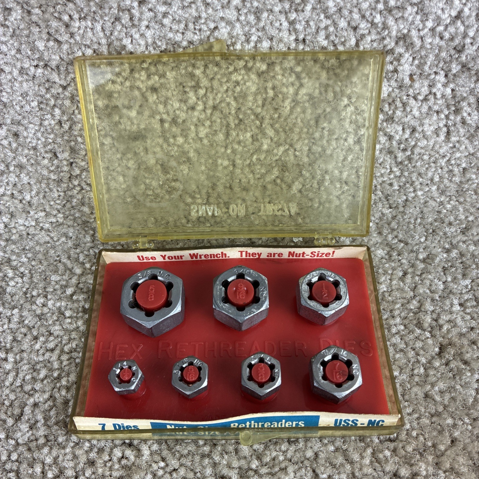Snap-On TRC7A Rethreader Dies 7Pcs. Original Case Good Condition