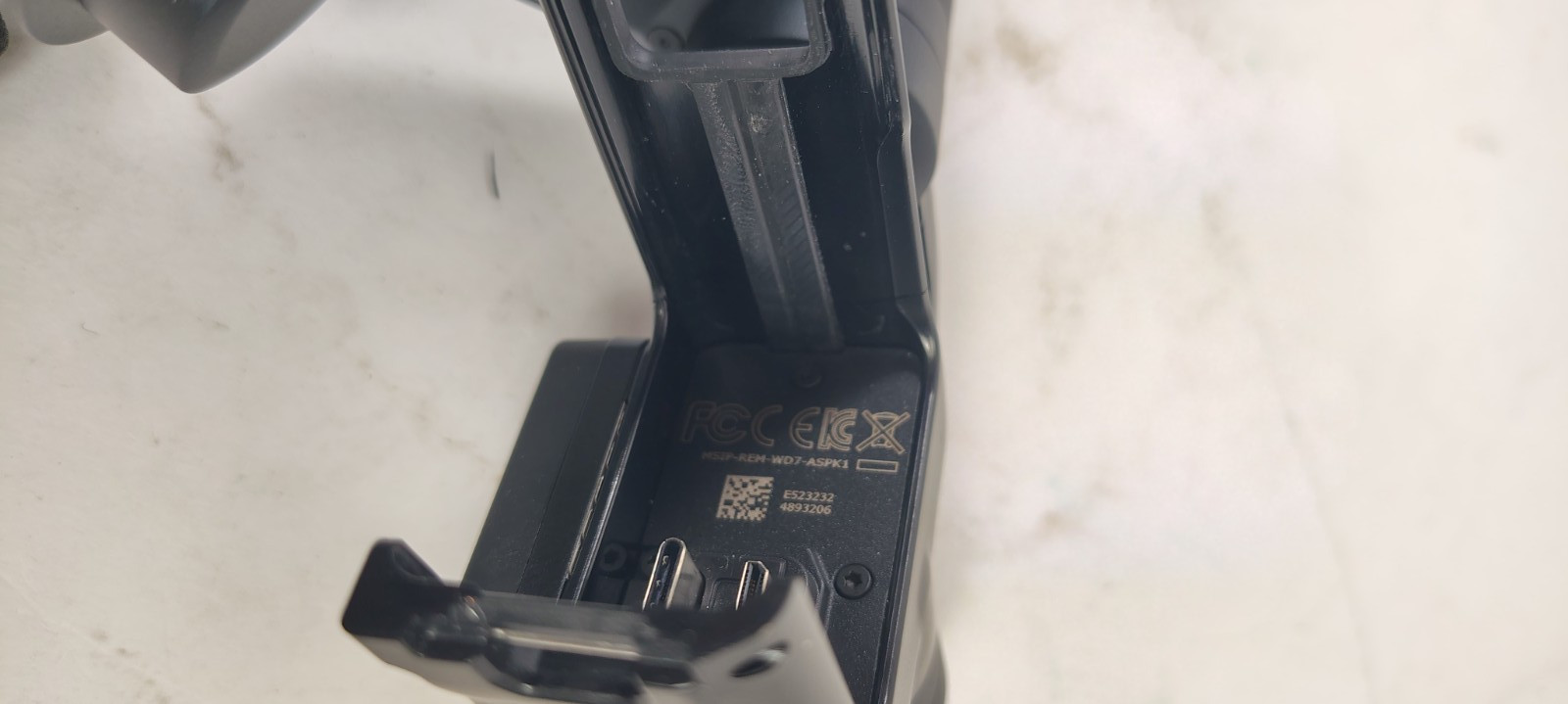 GoPro Karma Grip 3-Axis Handheld Gimbal Stabilizer w/ Case & USB-C Cable