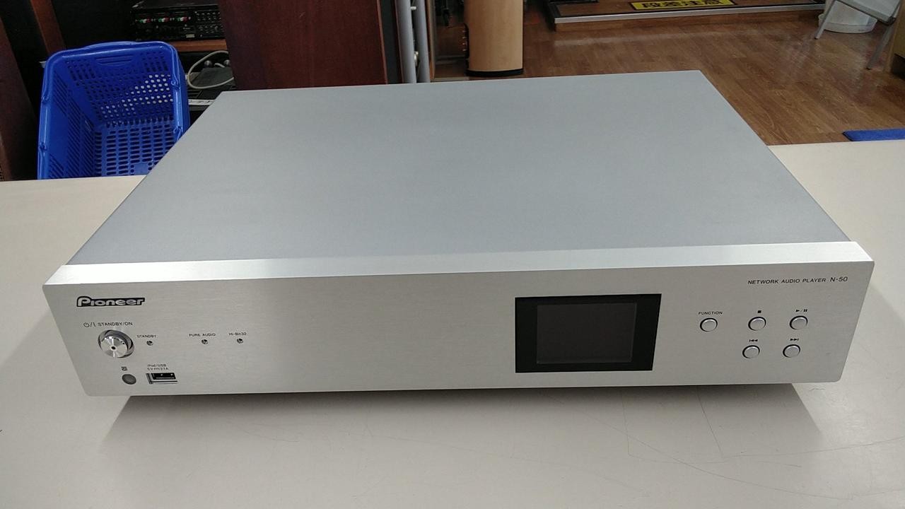 Musical Fidelity CD2 WOOD Special Edition Compact Disc Player Vintage British