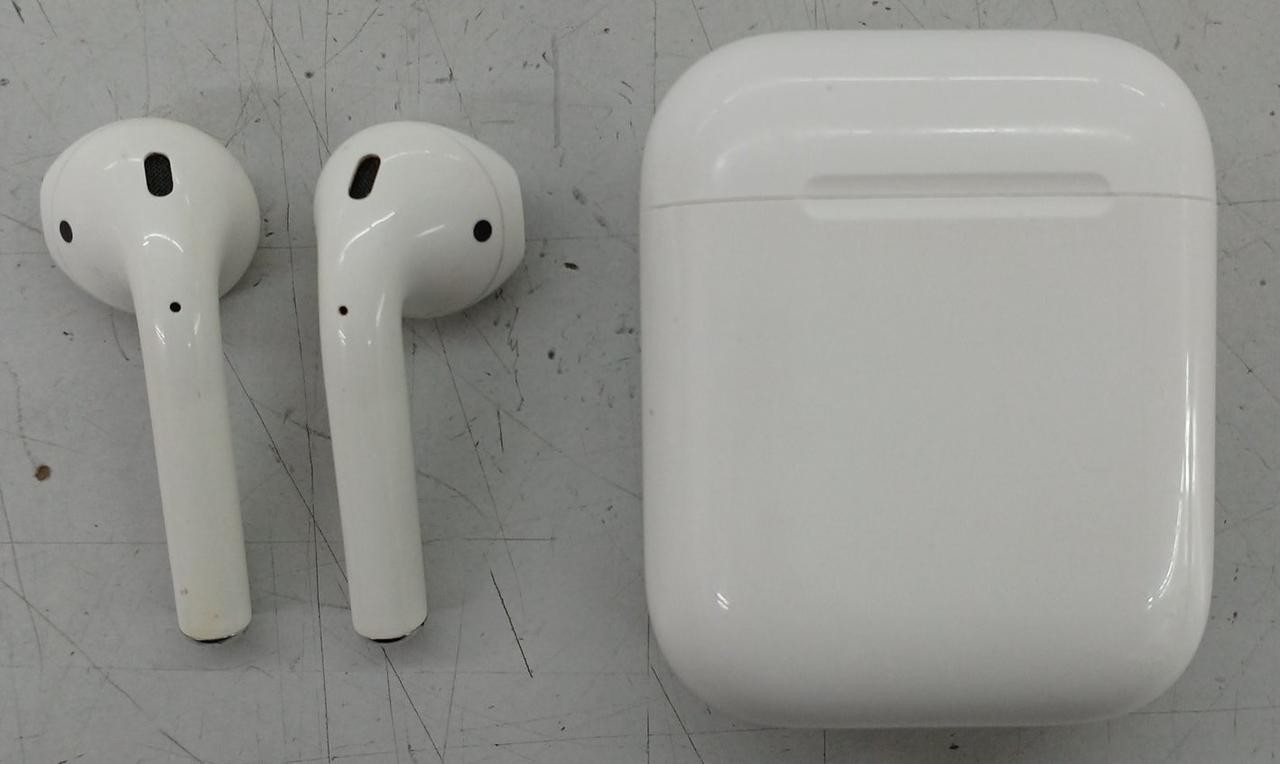 Apple A1523 Air Pods