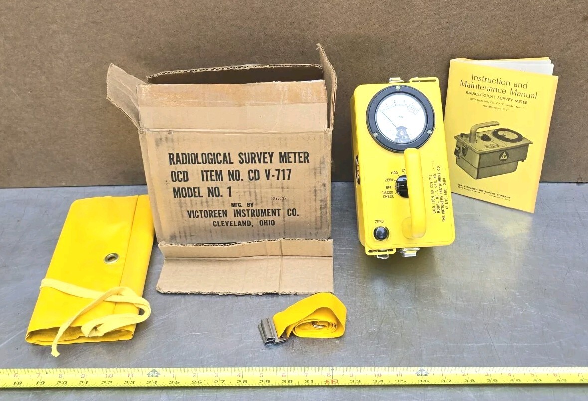 Radiological Survey Meter Item No. CD V-717 Victoreen Instrument Co. Model No. 1