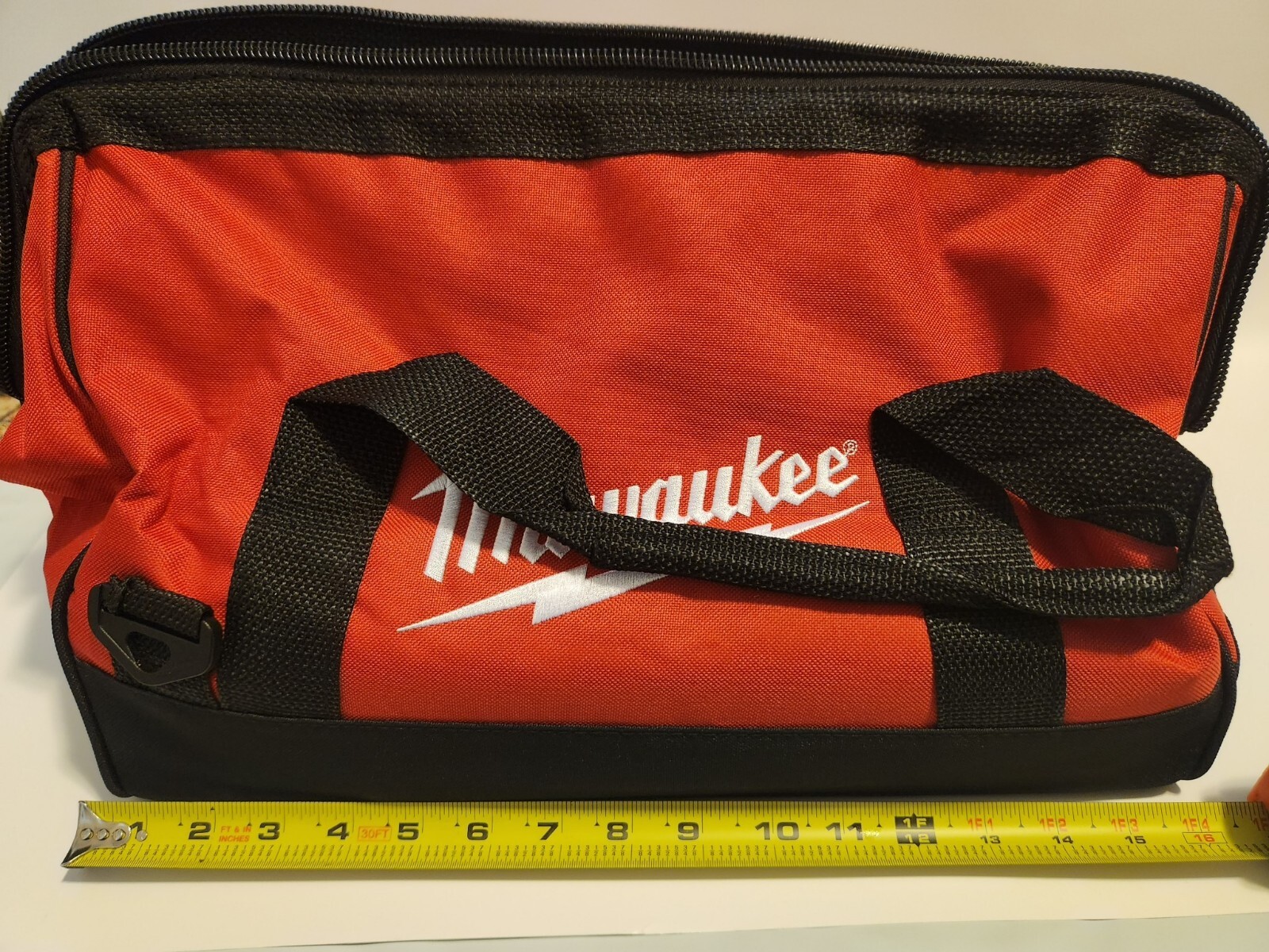 Brand New Milwaukee Heavy Duty Contractors Bag 16 x 10 x 10(Inches)