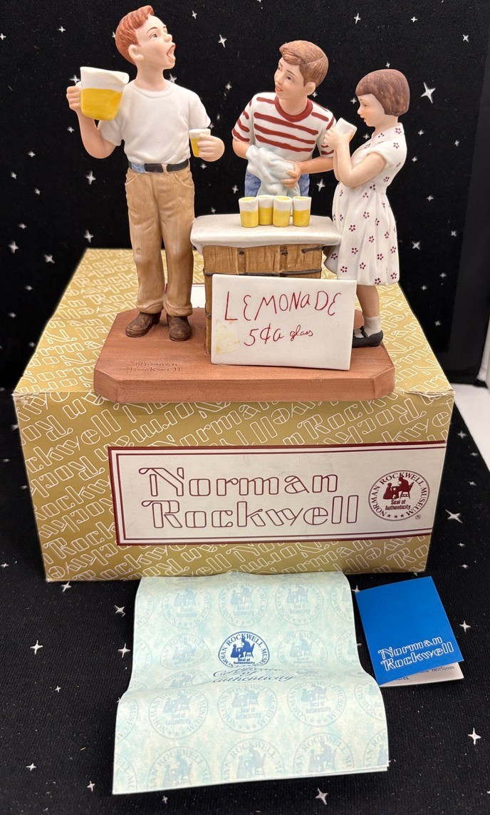 VTG Norman Rockwell Museum "Little Salesman" Figurine 1982 W/Box 6.5"x5" Japan