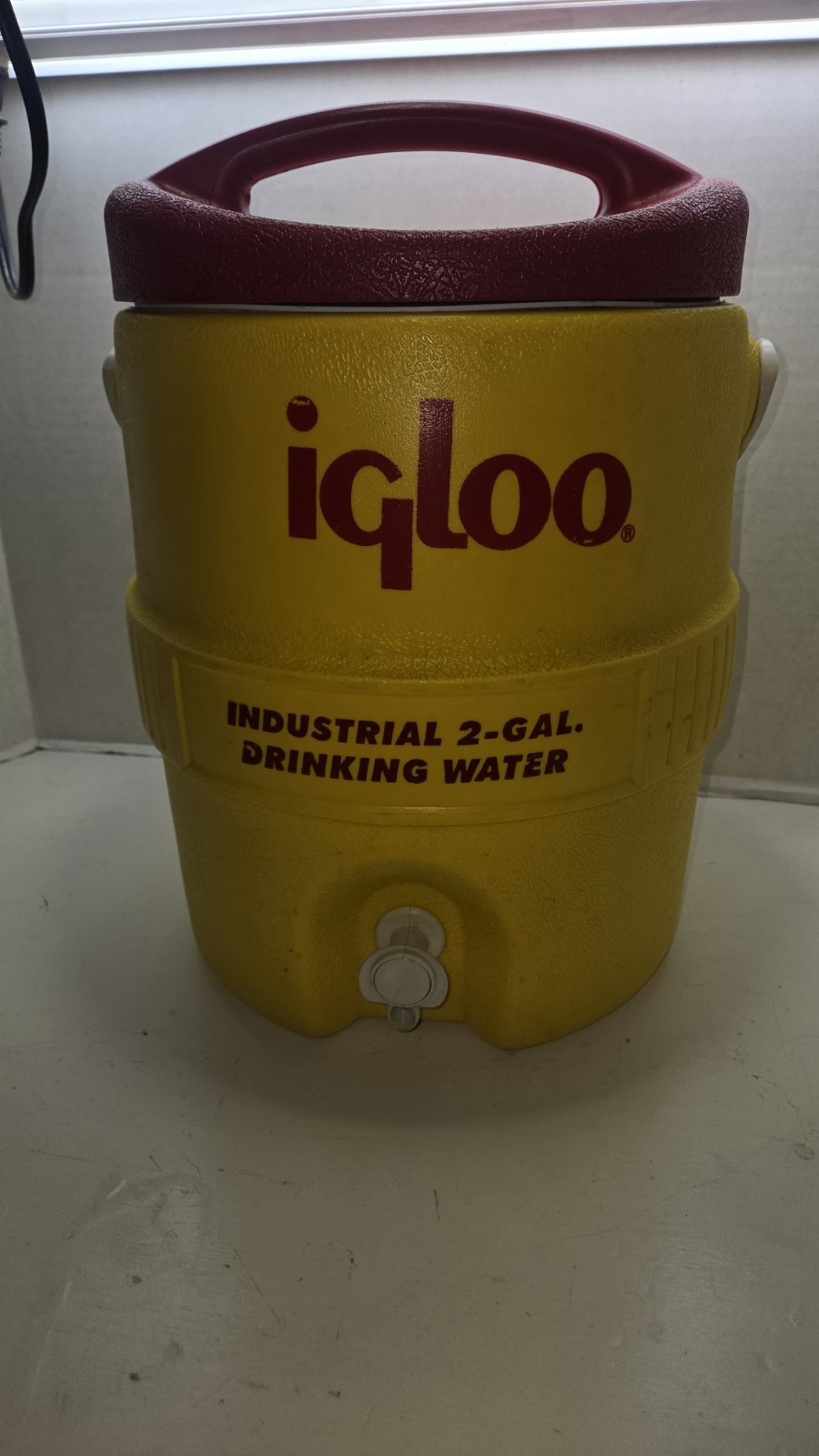 Igloo  Plastic  Water Cooler  2 gal. Yellow/Red