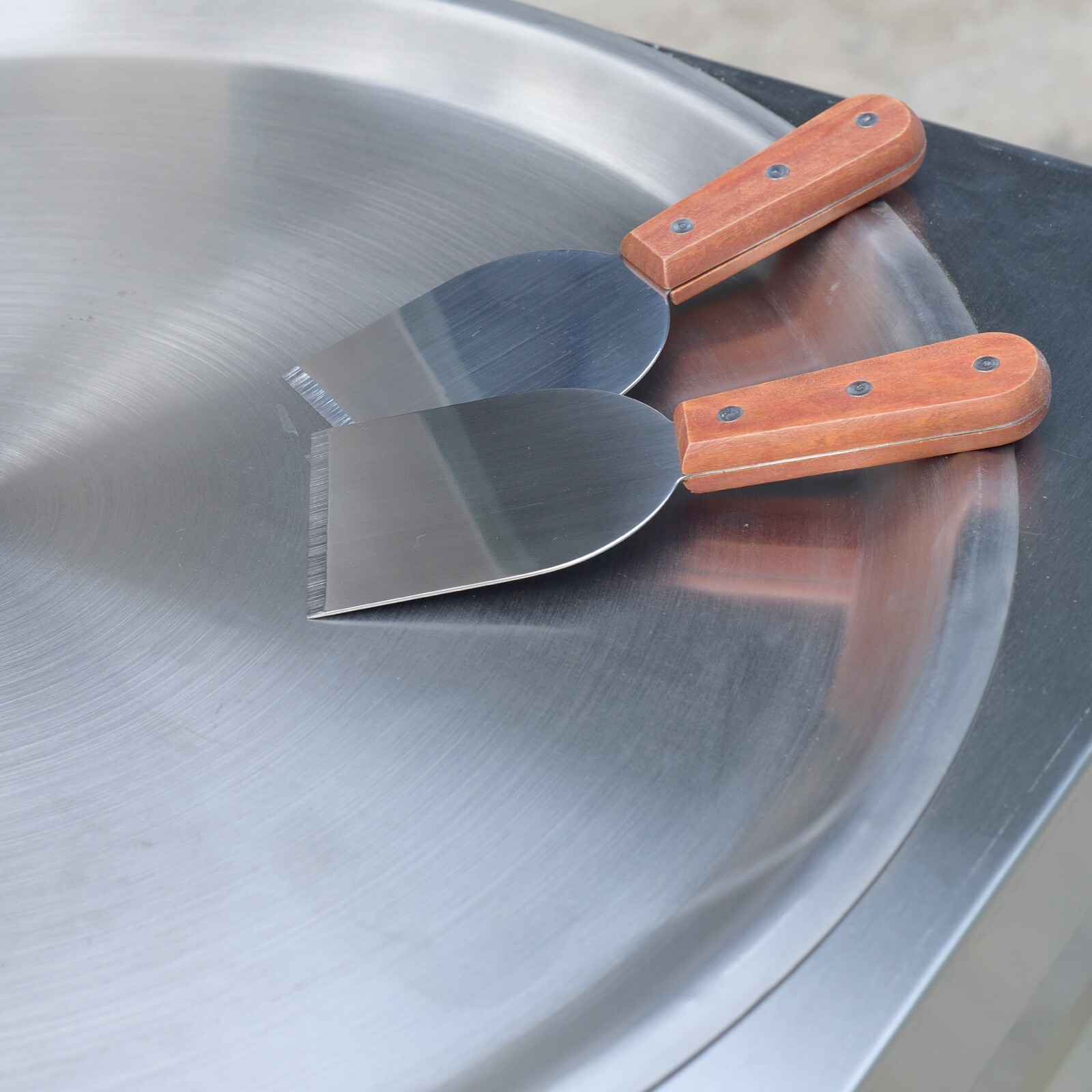2 pcs stainless steel ice cream scrapers, roll ice cream spatulas, shovels