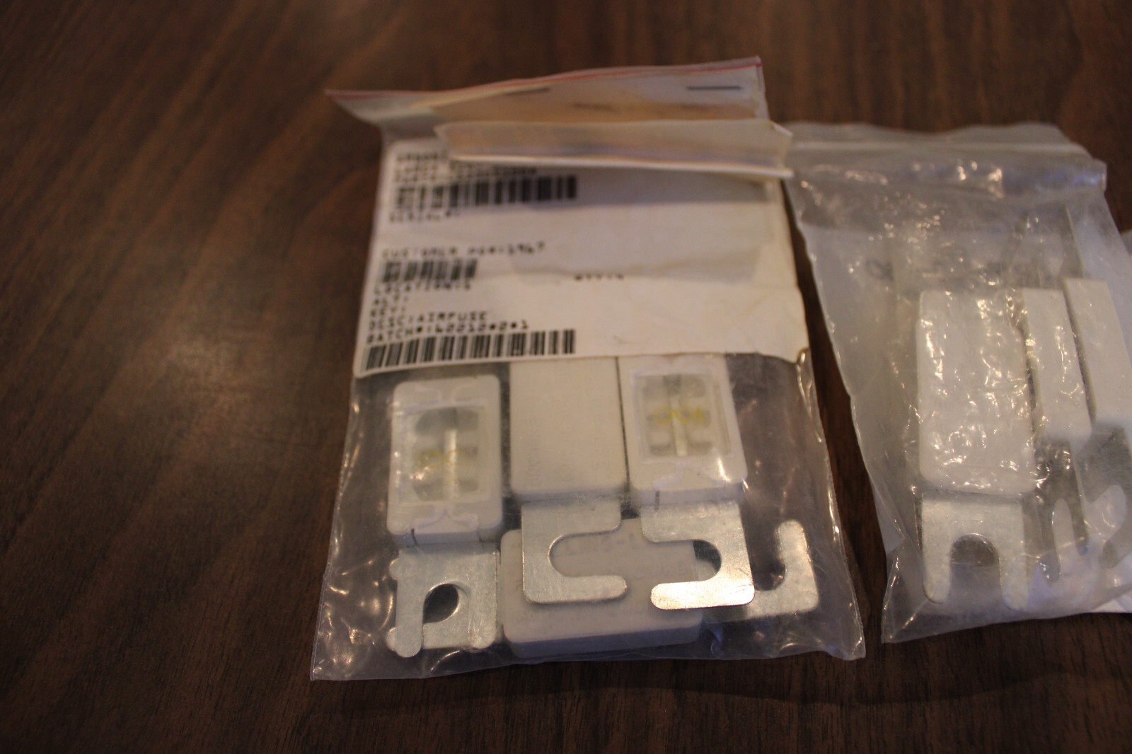 9 Ea. Beechcraft P/N L1330A100A 100 Amp Airfuse