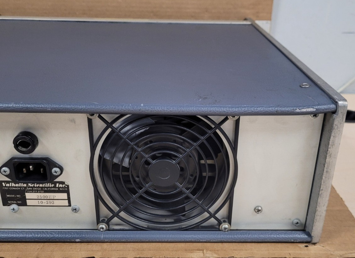 Valhalla Scientific 2500EP AC-DC Current Calibrator NEEDS FUSE!!! (UNTESTED)