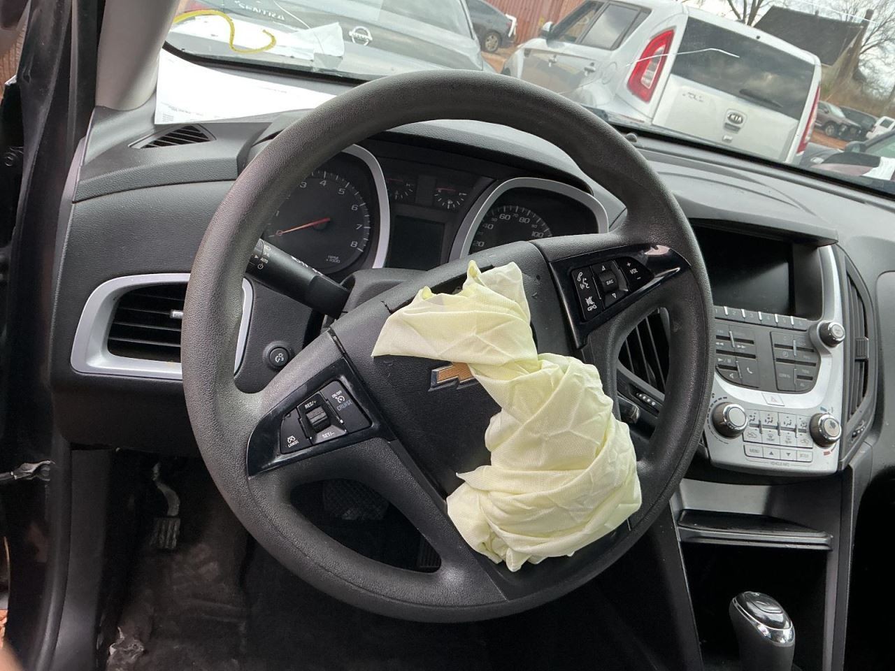 EQUINOX 2016 Glove Box 4910522