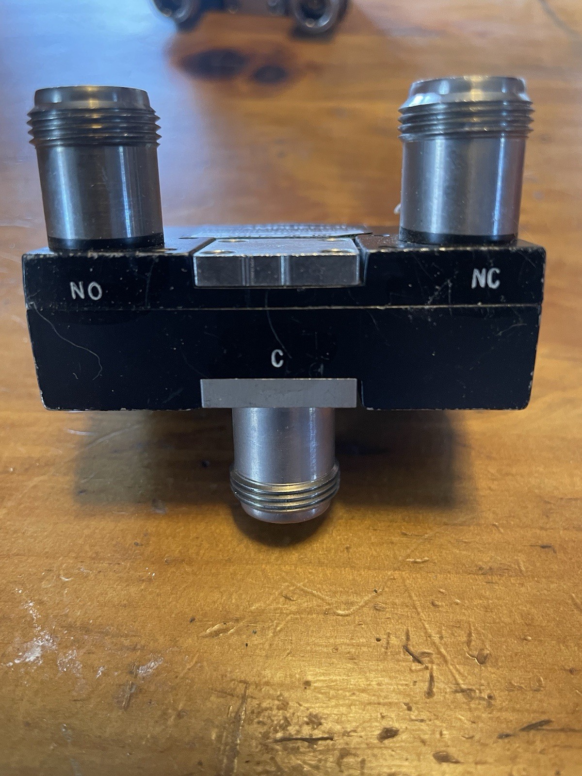Amphenol 360-11890-14 Switch 26 DC Volts