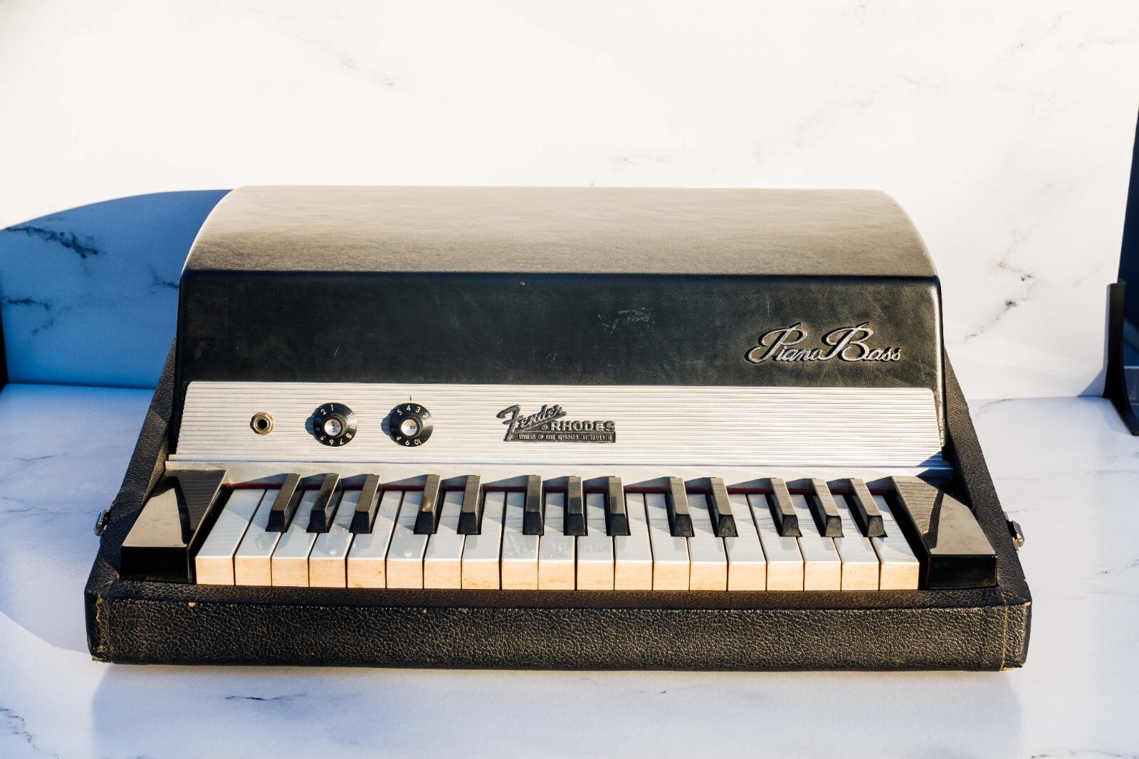 Fender Rhodes Piano Bass 1972 – Rare to Find Iconic Instrument –