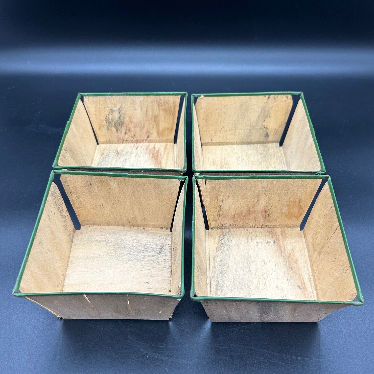 Vtg Farmstand Wooden Pint Berry Baskets with Green Metal Trim Lot of 4