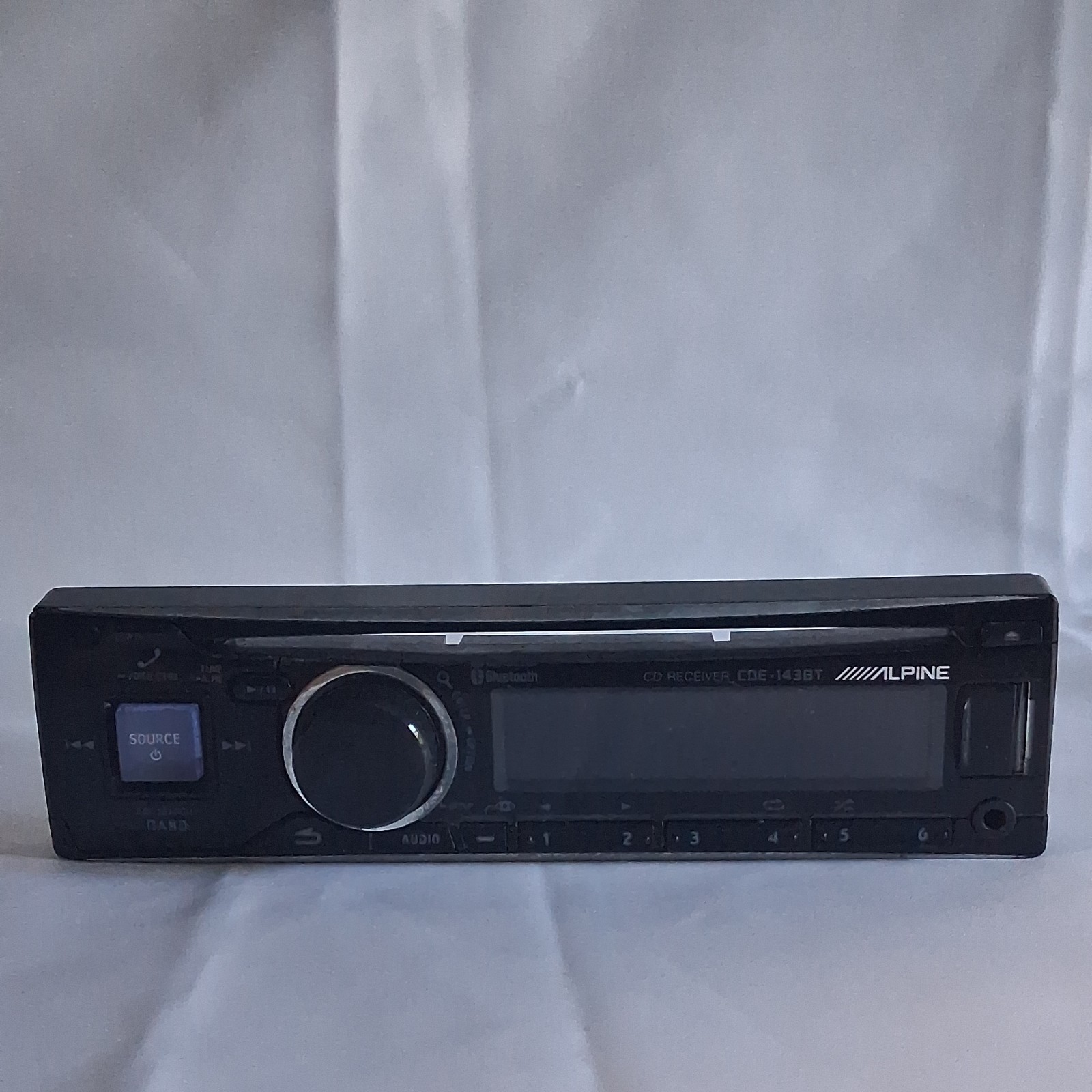 ALPINE CDE-143BT FACEPLATE