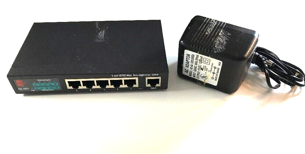 ADDTRON Technology 10/100 Mbps 5 Port Auto Negotiation Switch ADS1005T w Adapter