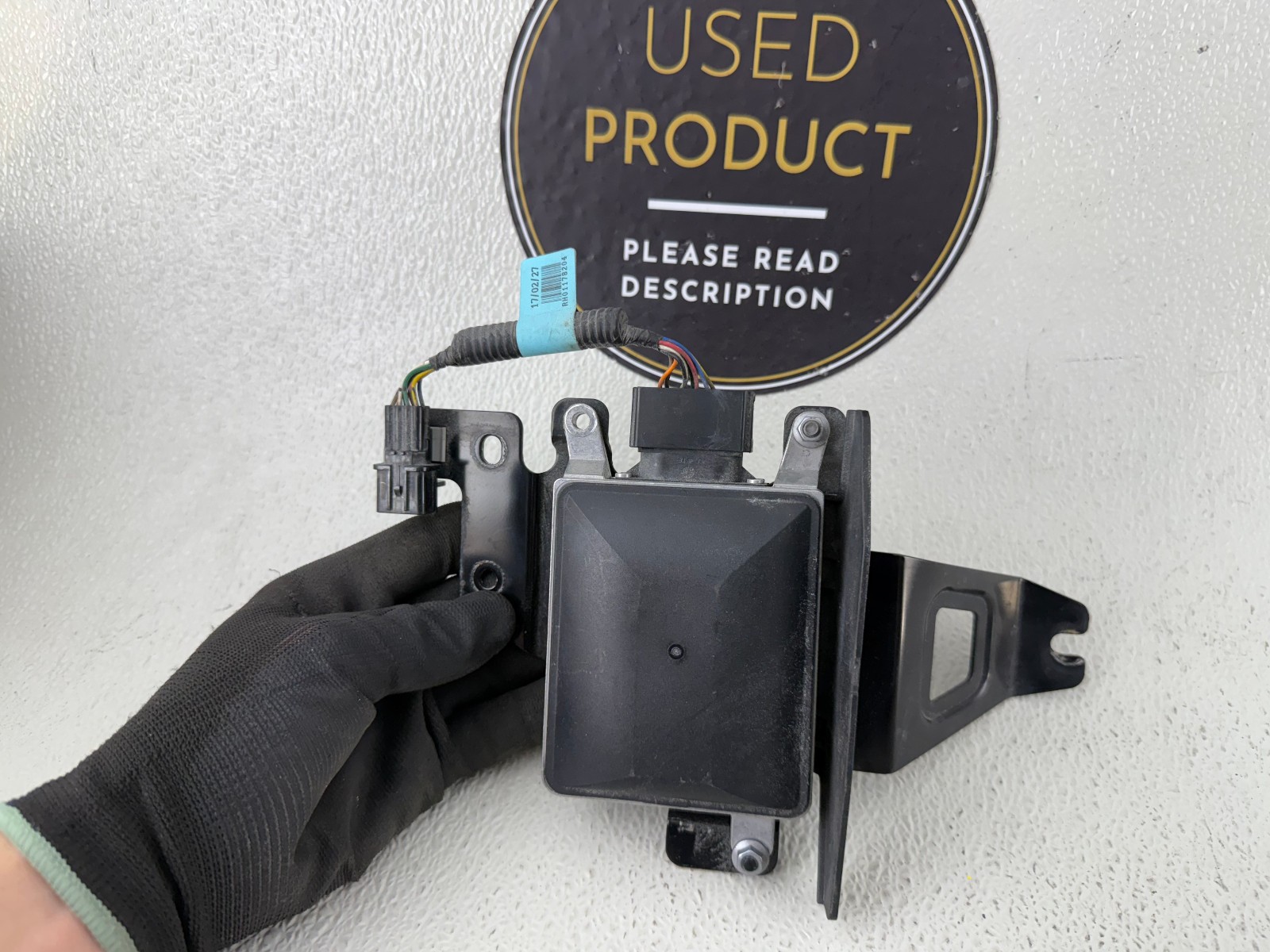 OEM | 2016 - 2018 Kia Sorento Blind Spot Sensor w/ Bracket (Right/Passenger)