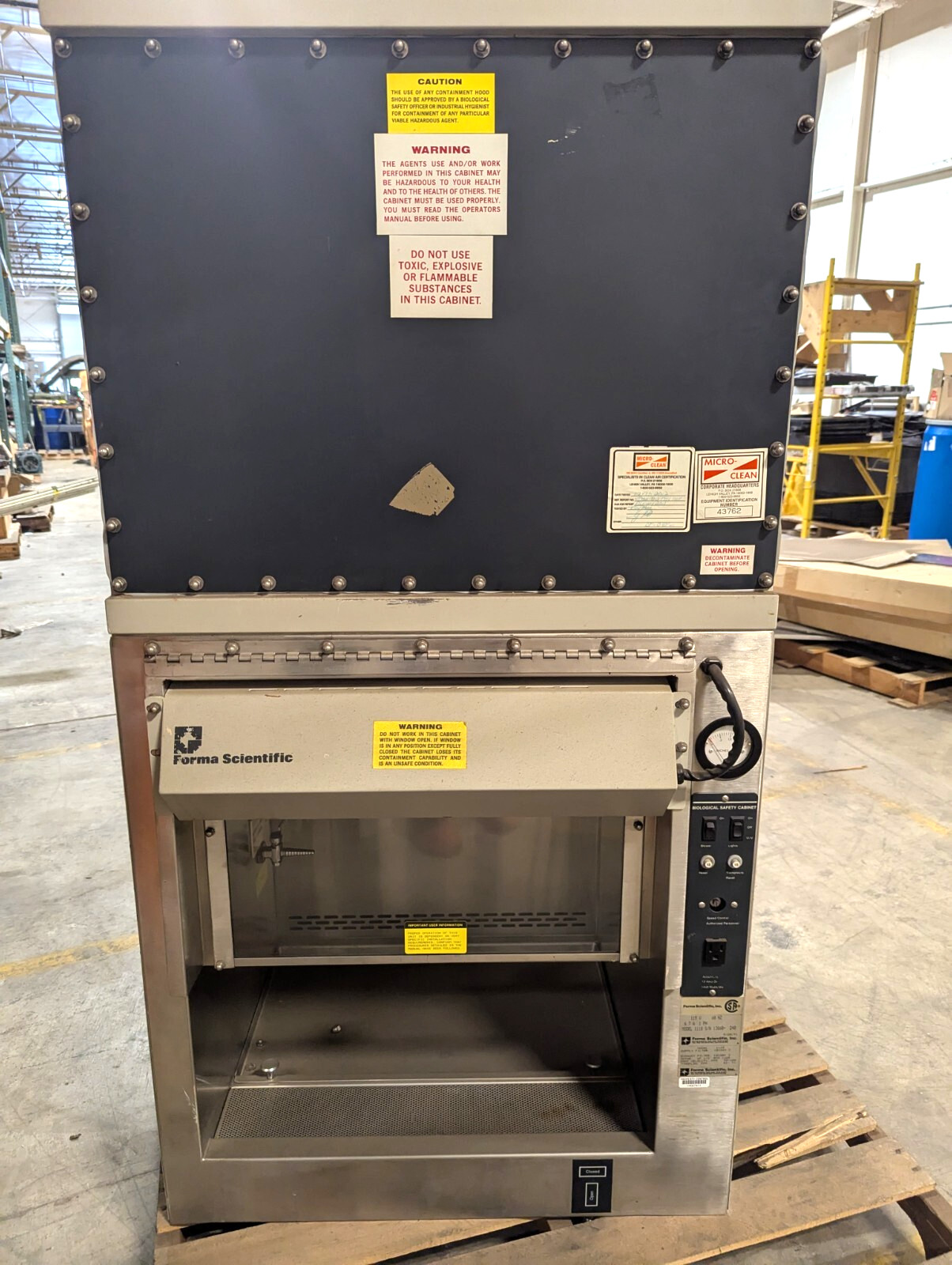 Forma Scientific Model 1118 Biological Safety Cabinet