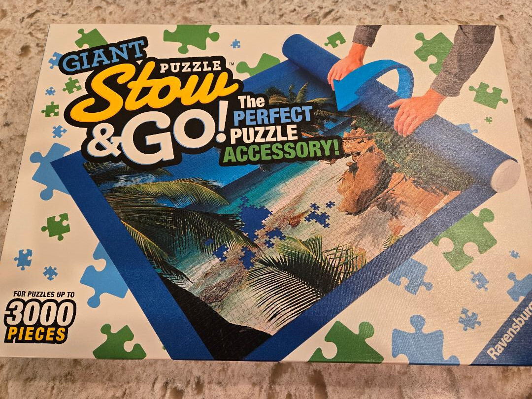 Ravensburger 3000 piece Stow & Go Puzzle Mat; brand new; never used