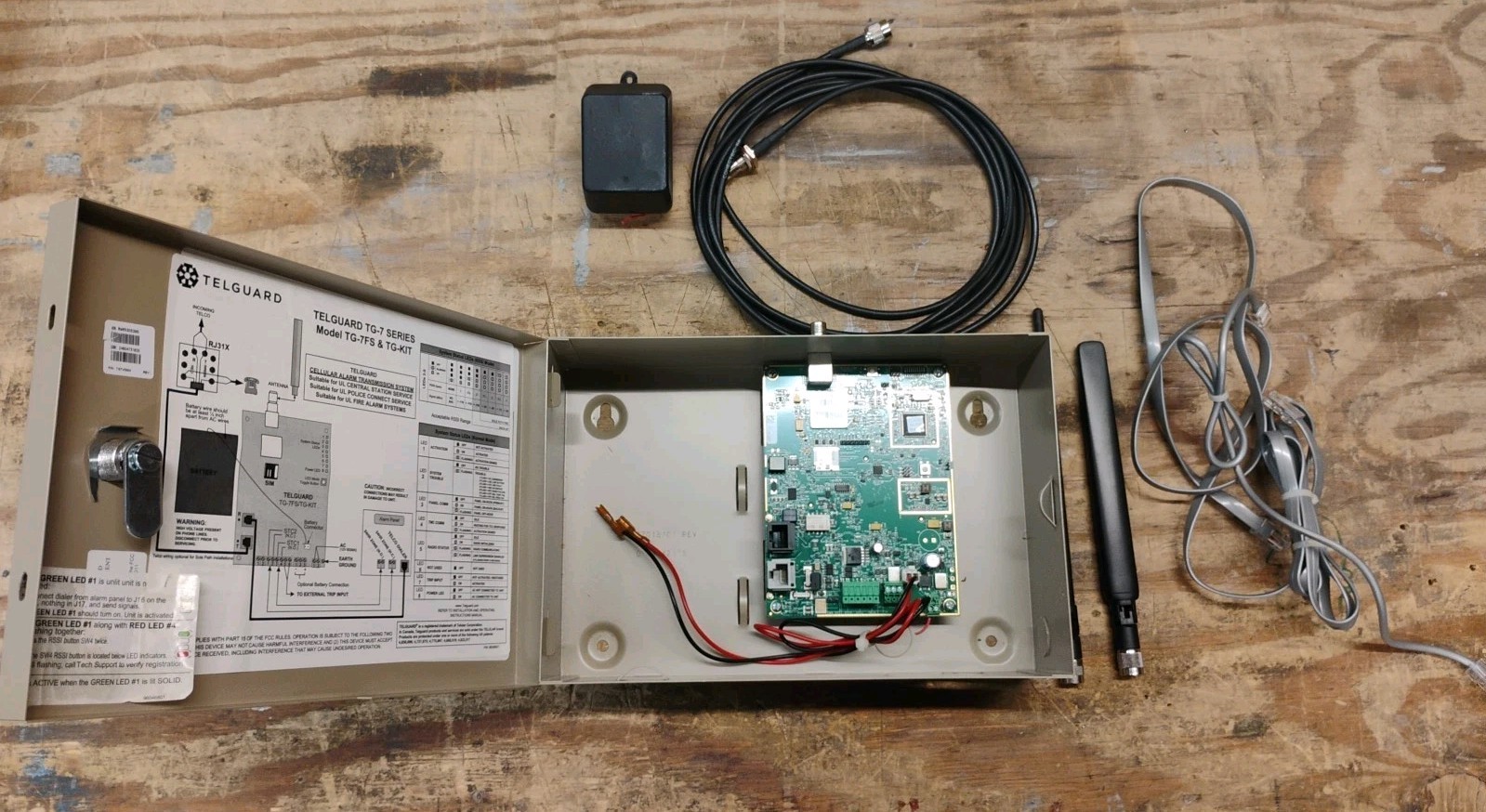 Telguard TG-7UBLV Upgrade Board With Enclosure, Power Supply, Antennas, Cables